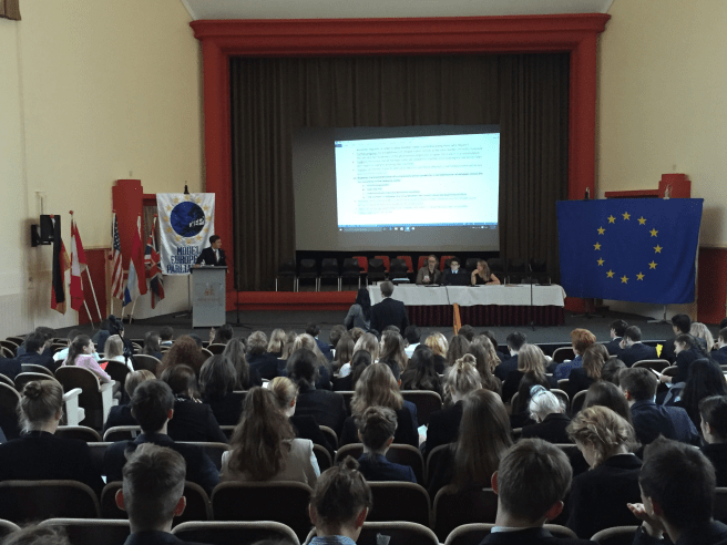 Die general assembly am Abschluss des Wochenendes 